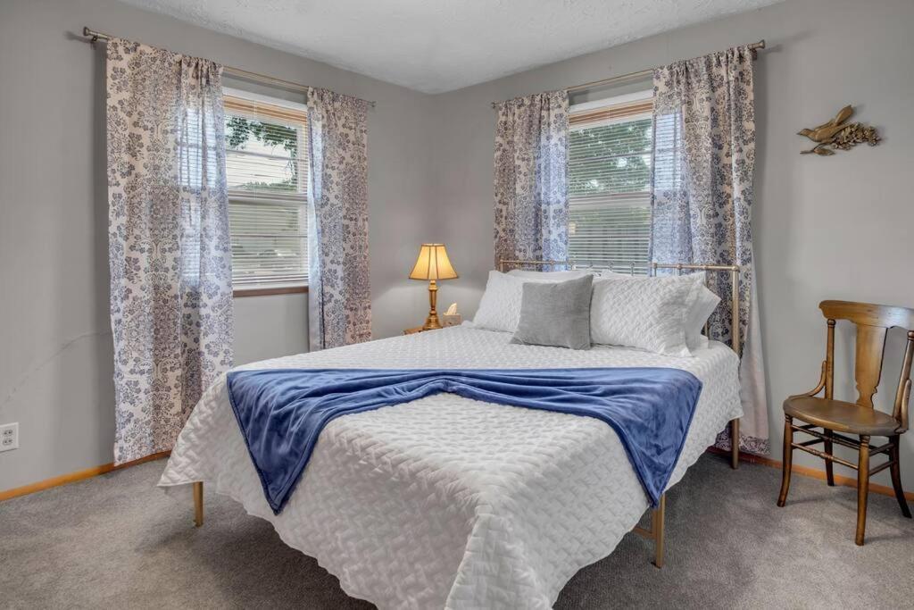 The Lincoln Street Landing Villa Hillsboro Exterior photo